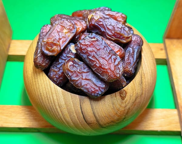 تصویر 2 از خرید خرما پیارم درجه یک + قیمت فروش استثنایی