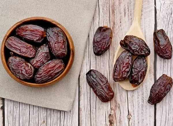 تصویر 3 از قیمت خرید خرما زاهدی خشک + فروش ویژه