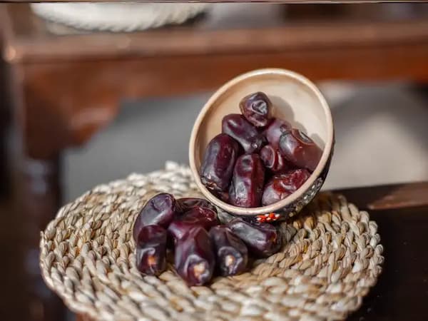 تصویر 1 از فروش خرما مضافتی درجه یک + قیمت خرید به صرفه