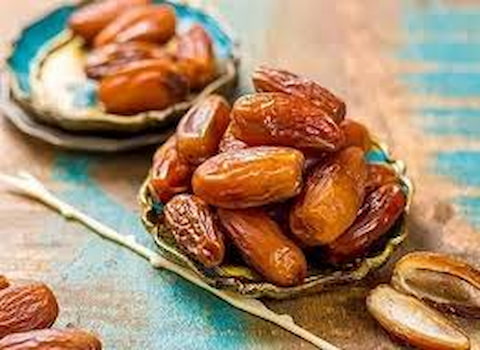 تصویر 3 از قیمت خرید خرما پیارم اصل + فروش ویژه