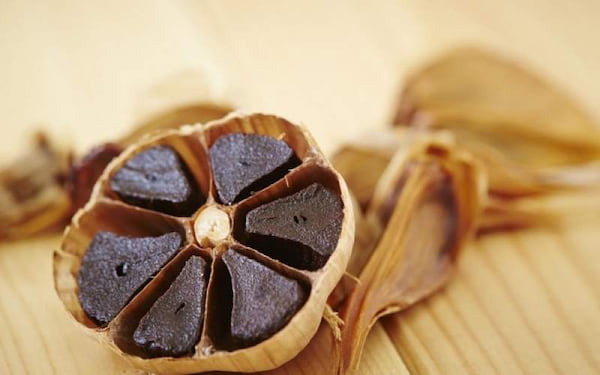 تصویر 5 از خرید سیر سیاه اصل کاویانی + قیمت فروش استثنایی