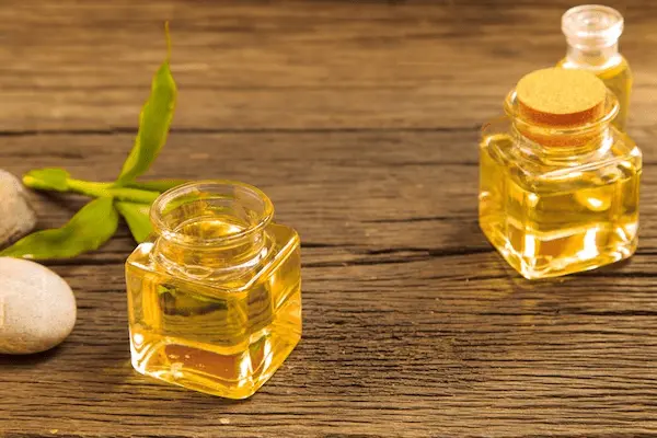 تصویر 2 از خرید روغن هسته خرما طبیعی + قیمت عالی باکیفیت