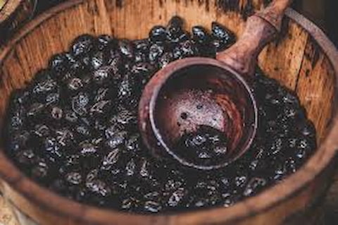 تصویر 4 از خرید و قیمت زیتون سیاه چروک ترکیه + فروش عمده