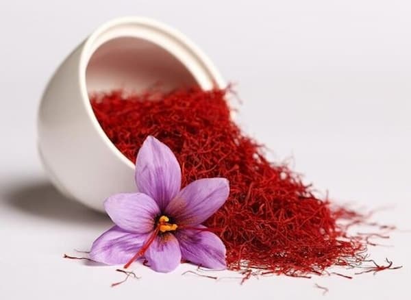 تصویر 5 از قیمت زعفران درجه یک صادراتی  + خرید باور نکردنی