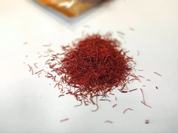 تصویر 1 از قیمت زعفران شکسته اعلا + خرید باور نکردنی