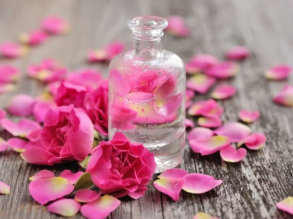 تصویر 3 از فروش گلاب یک لیتری + قیمت خرید به صرفه