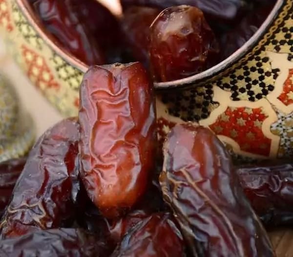 تصویر 5 از خرید و فروش خرما پیارم بدون هسته با شرایط فوق العاده