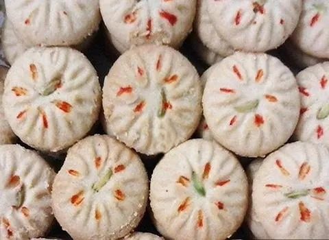 تصویر 3 از قیمت و خرید عمده کلوچه بروجردی + فروش صادراتی