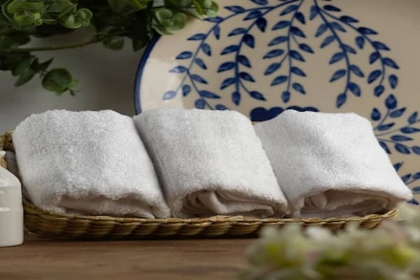 تصویر 5 از خرید و قیمت حوله یکبارمصرف ۱۰۰عددی + فروش عمده