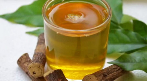 تصویر 3 از قیمت خرید عرق شیرین بیان ممتاز + فروش ویژه