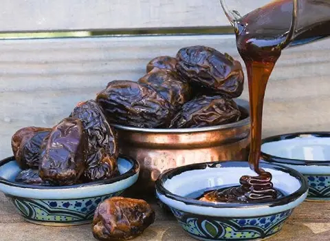تصویر 1 از قیمت خرید شیره خرما طبیعی + فروش ویژه