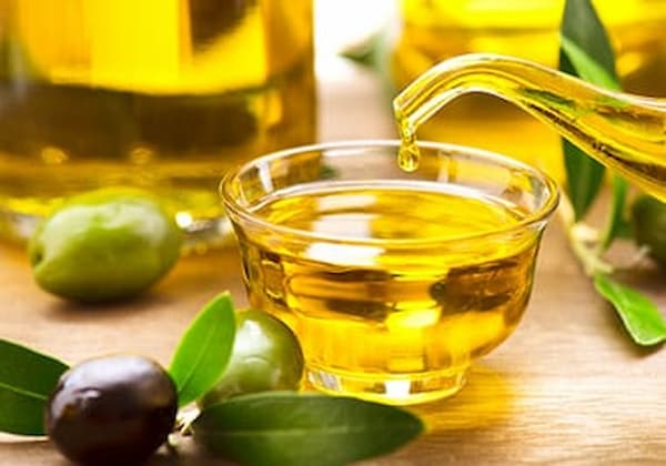 تصویر 1 از قیمت روغن زیتون اصل با کیفیت ارزان + خرید عمده