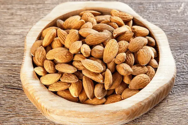 تصویر 4 از خرید بادام مامایی پوست کاغذی + بهترین قیمت