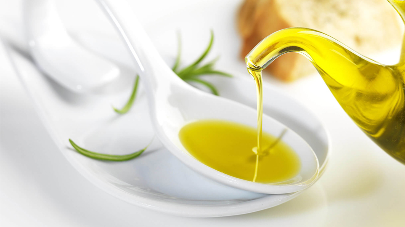 تصویر 5 از قیمت خرید روغن زیتون طارم + فروش ویژه