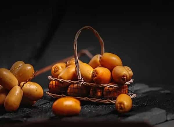تصویر 2 از راهنمای خرید خرما عسلی زرد + قیمت عالی