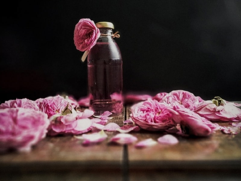 تصویر 1 از خرید و قیمت گلاب دوآتیشه اصل  + فروش عمده