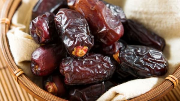 تصویر 2 از قیمت خرید خرما پیارم ممتاز + فروش ویژه