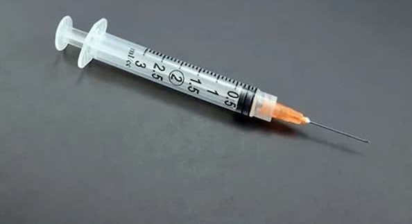 تصویر 2 از فروش سرنگ انسولین بی دی شیشه ای + قیمت خرید به صرفه