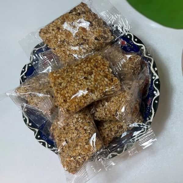 تصویر 4 از خرید حلوا شکری کنجدی + قیمت فروش استثنایی