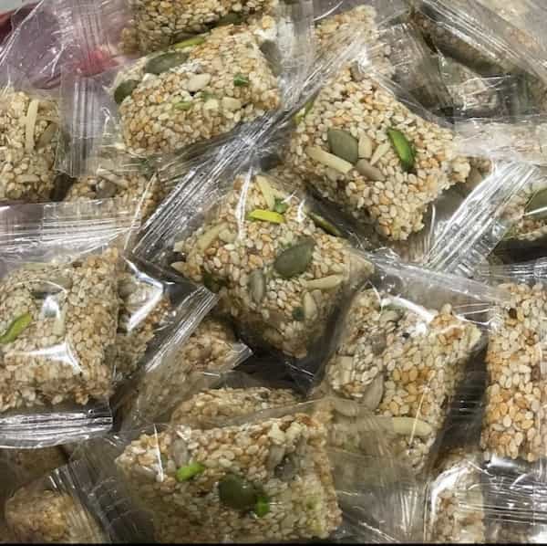 تصویر 2 از خرید حلوا شکری کنجدی + قیمت فروش استثنایی