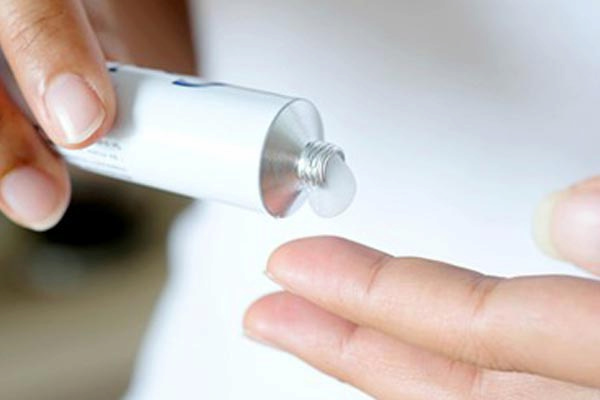 تصویر 3 از خرید و قیمت وازلین استریل چشمی + فروش عمده