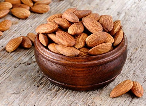 تصویر 3 از قیمت خرید مغز بادام درختی ایرانی عمده به صرفه و ارزان