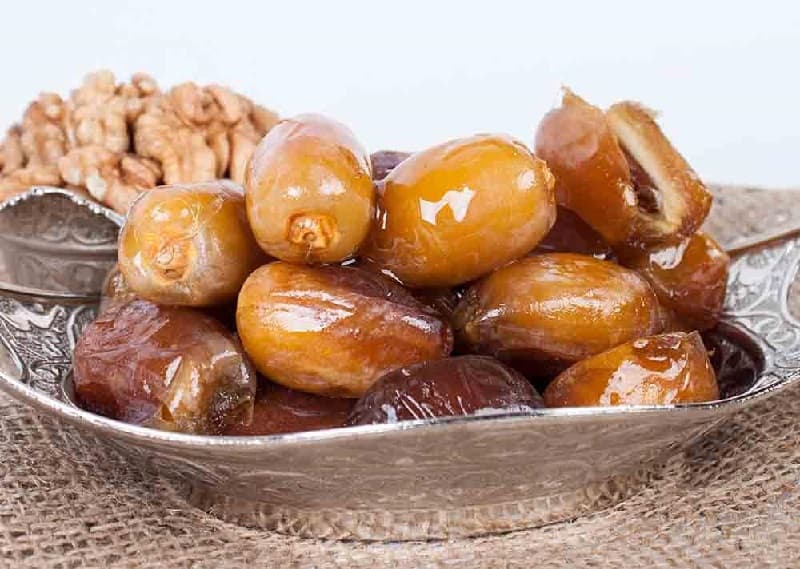 تصویر 5 از قیمت خرید خرما برحی عسلی + فروش ویژه