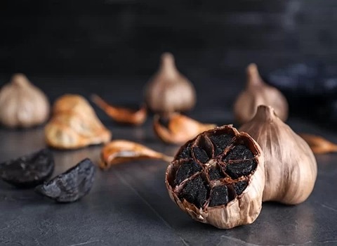 تصویر 3 از خرید و فروش سیر سیاه اصل با شرایط فوق العاده