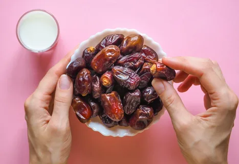 قیمت خرید خرما خاصویی مشکین + فروش ویژه
