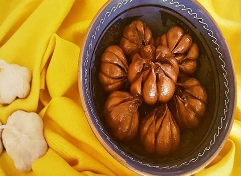 تصویر 3 از قیمت خرید ترشی سیر سیاه با فروش عمده