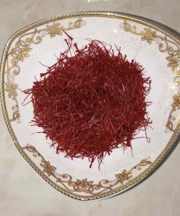 تصویر 4 از قیمت زعفران پاکتی یک مثقالی + خرید باور نکردنی