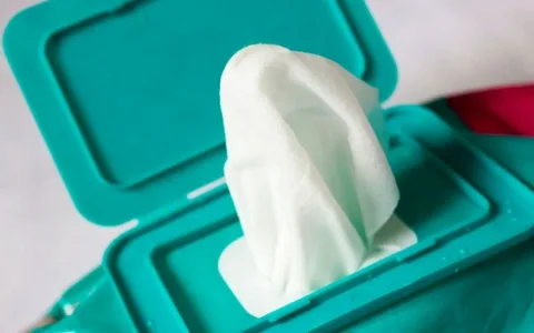 تصویر 3 از فروش ویژه + قیمت مناسب دستمال مرطوب جیبی