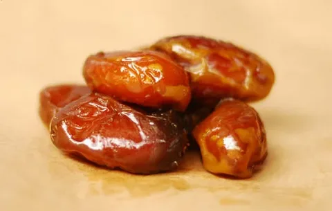 تصویر 5 از فروش ویژه + قیمت عالی خرما نیمه رسیده