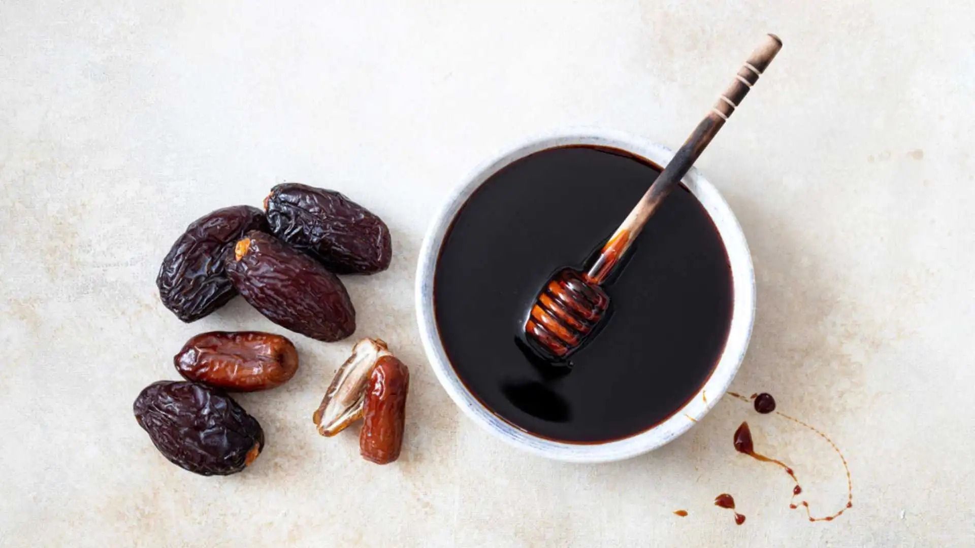 تصویر 4 از قیمت خرید شیره خرما اصل + فروش ویژه