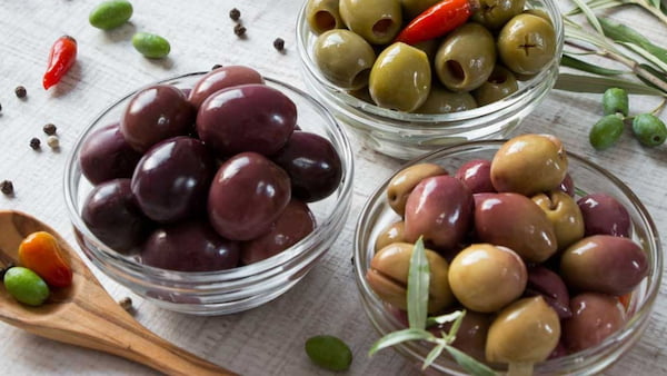 تصویر 3 از قیمت خرید زیتون کنسروی شور با فروش عمده