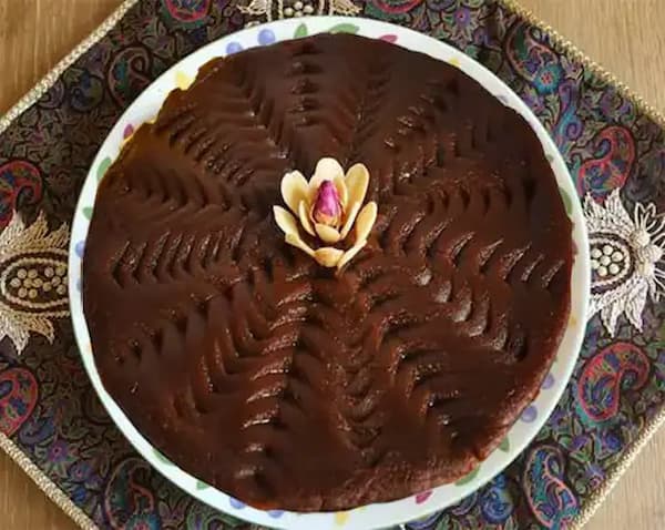 تصویر 1 از خرید و قیمت انواع حلوای سیاه اردبیل