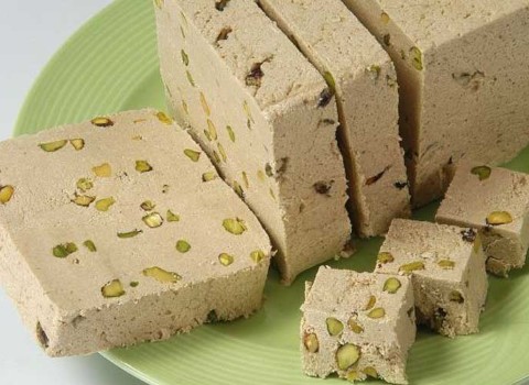 تصویر 4 از قیمت خرید حلوا ارده سنتی زرقان + فروش ویژه