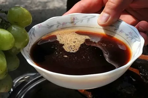 تصویر 4 از خرید شیره انگور قوچان + قیمت فروش استثنایی