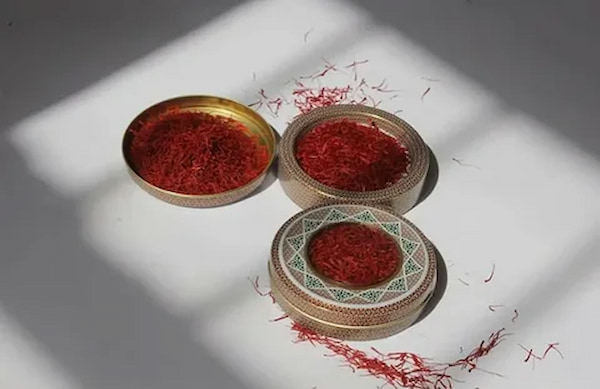 تصویر 5 از خرید و قیمت ظرف زعفران مشهد + فروش عمده