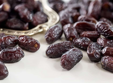 تصویر 1 از قیمت خرید خرما مجول دزفول عمده به صرفه و ارزان