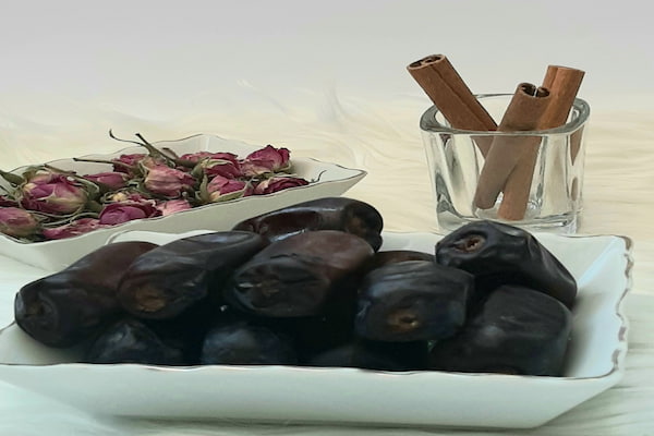 تصویر 4 از خرید و قیمت خرما مضافتی بم + فروش عمده