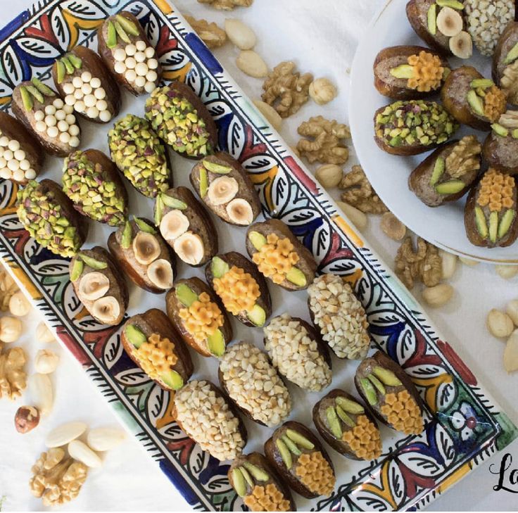 تصویر 1 از خرید خرما شکلاتی مغزدار تلخ ایوان + قیمت فروش استثنایی