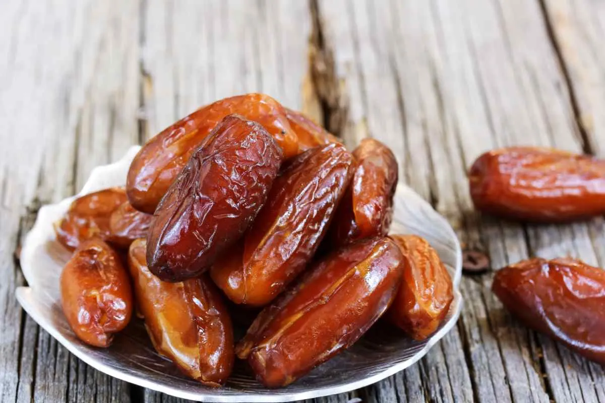 تصویر 2 از فروش خرما پیارم دمباز + قیمت خرید به صرفه