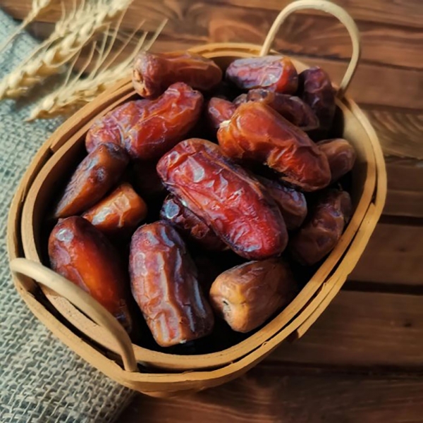 تصویر 1 از فروش خرما پیارم فله + قیمت خرید به صرفه