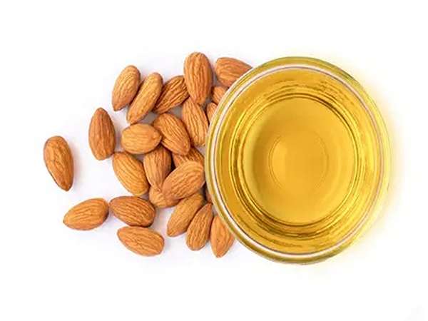 تصویر 2 از قیمت خرید روغن های گیاهی بادام شیرین و فندق و تخمه کدو و کتان نیوشا با فروش عمده