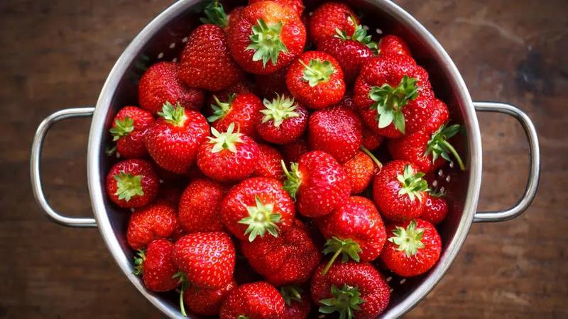 تصویر 3 از فروش توت فرنگی کیلویی + قیمت خرید به صرفه