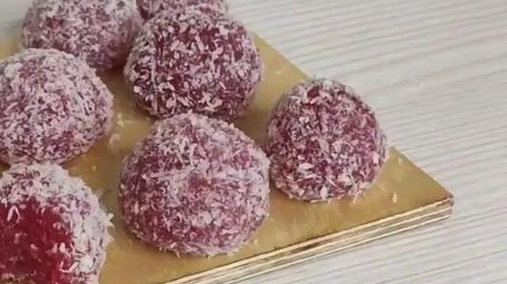تصویر 2 از خرید و قیمت مسقطی با پودر نارگیل + فروش عمده
