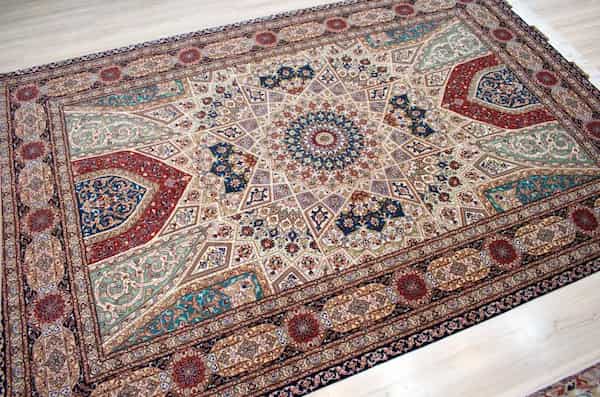 تصویر 3 از قیمت خرید قالی طرح گنبد با فروش عمده