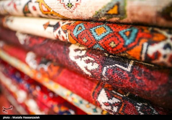 خرید قالی گل ابریشم