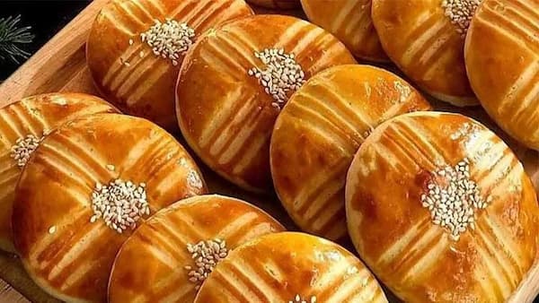 تصویر 3 از فروش کیک کماج سنتی همدان + قیمت خرید به صرفه